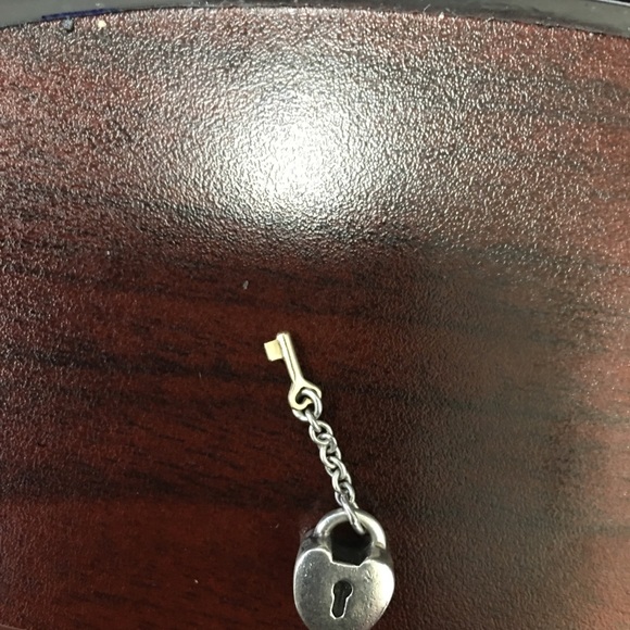 Pandora heart lock charm with gold key. RETIRED - Picture 5 of 12